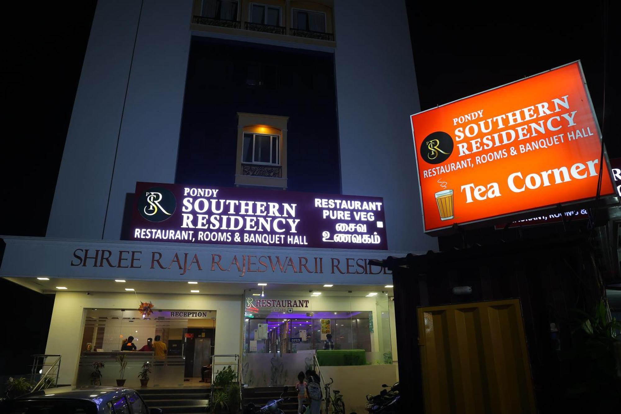 Pondy Southern Residency ポンディシェリ エクステリア 写真